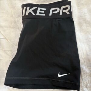 Nike black & white spandex shorts Size Medium